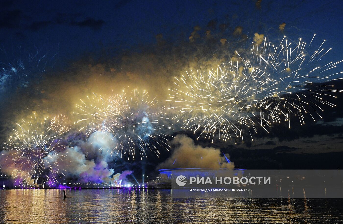 Праздник выпускников "Алые паруса" в Санкт-Петербурге