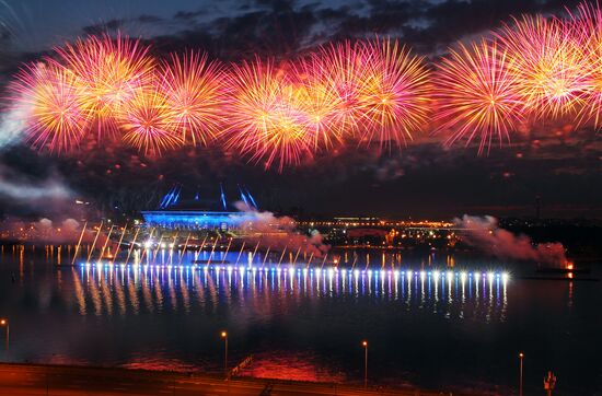 Праздник выпускников "Алые паруса" в Санкт-Петербурге