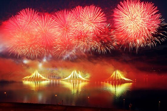 Праздник выпускников "Алые паруса" в Санкт-Петербурге