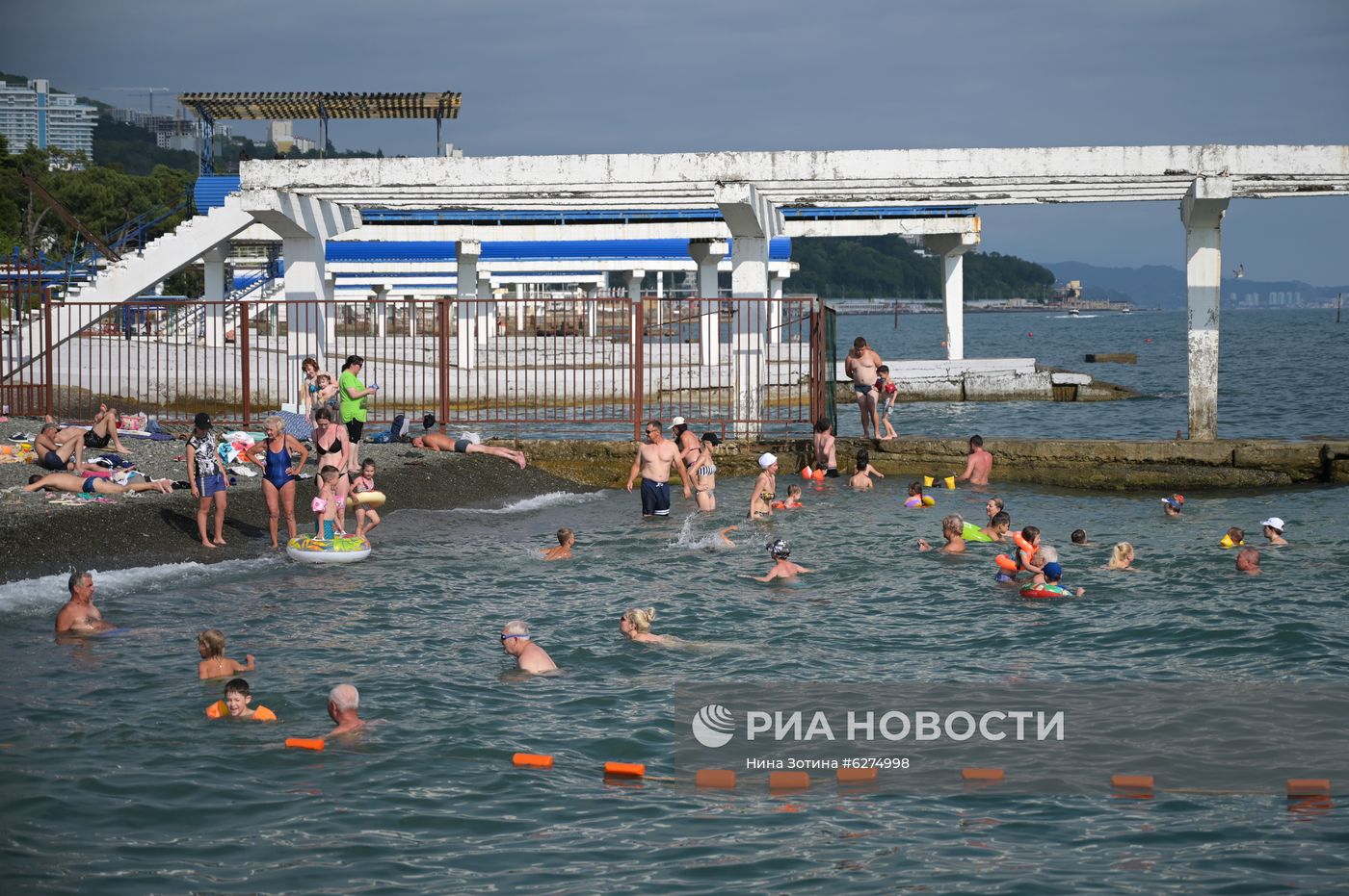 Пляжный отдых в Сочи