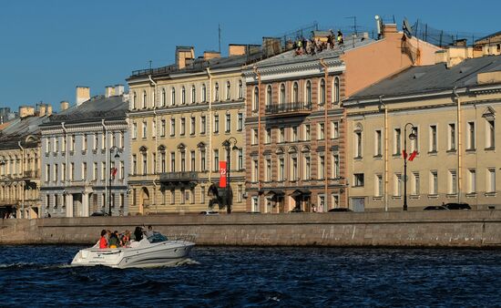 Открытие навигации по рекам и каналам в Санкт-Петербурге