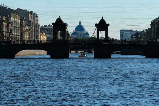 Открытие навигации по рекам и каналам в Санкт-Петербурге