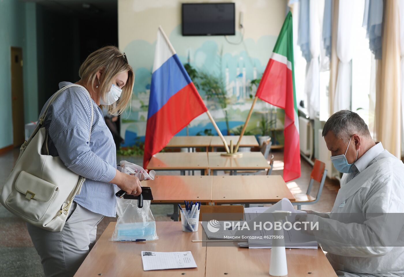 Голосование по внесению поправок в Конституцию РФ в регионах России