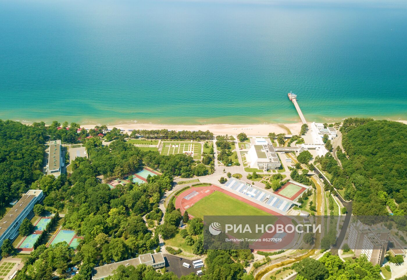 Открытие летней смены в детском центре "Орлёнок"