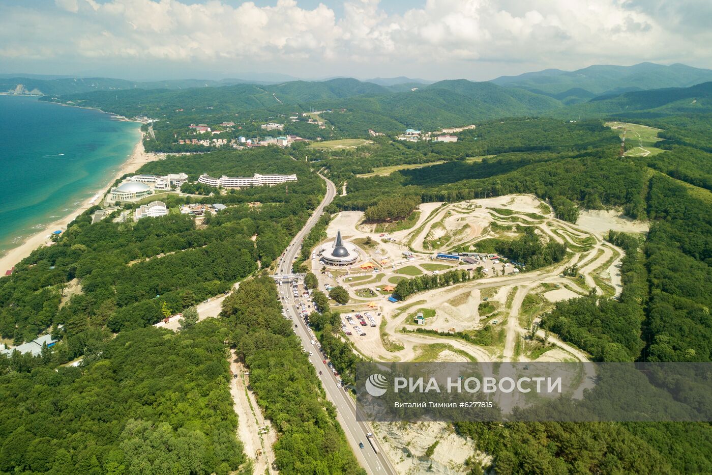 Открытие летней смены в детском центре "Орлёнок"