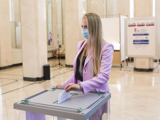 Голосование за рубежом по внесению изменений в Конституцию РФ