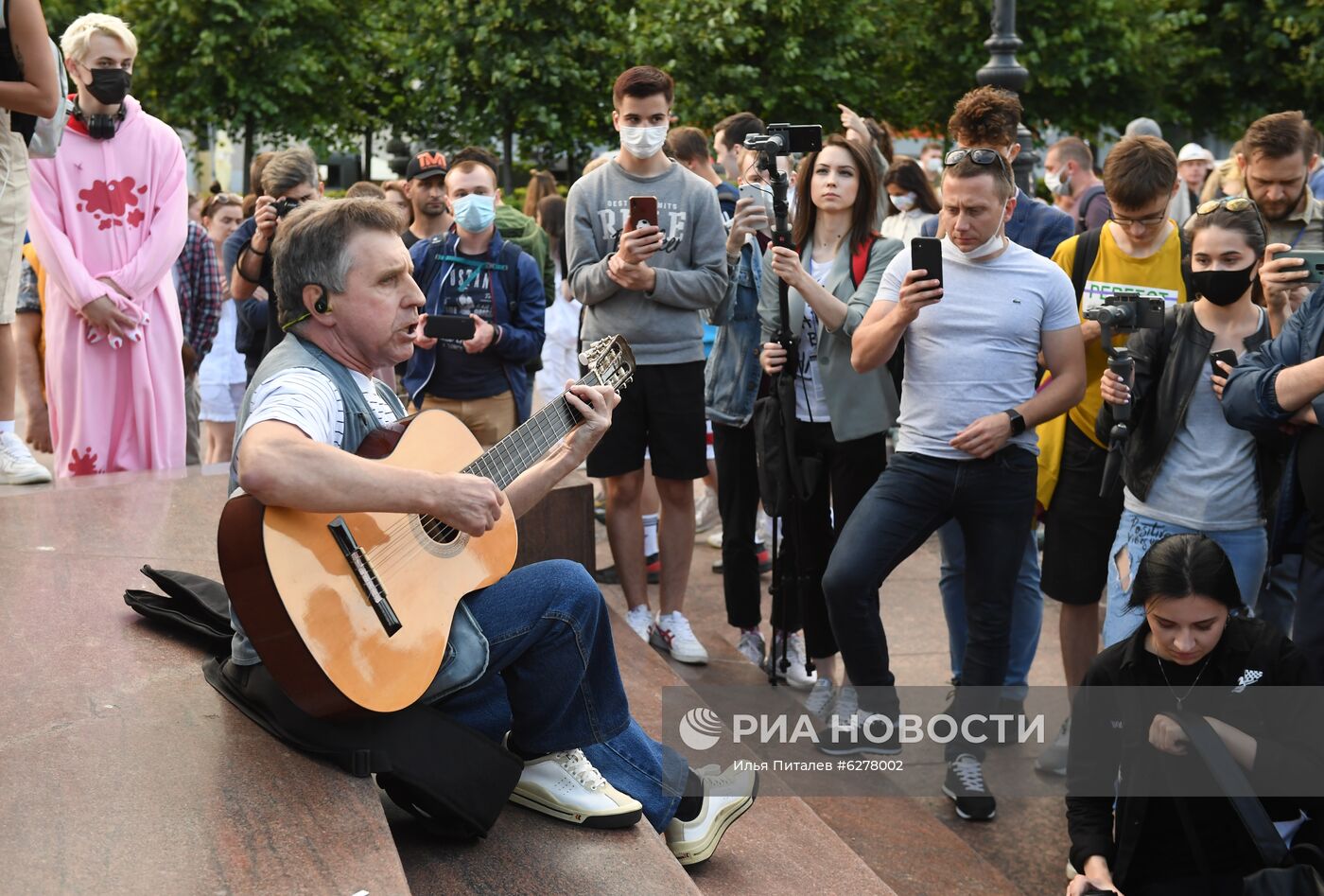 Акция протеста против внесения поправок в Конституцию РФ в Москве