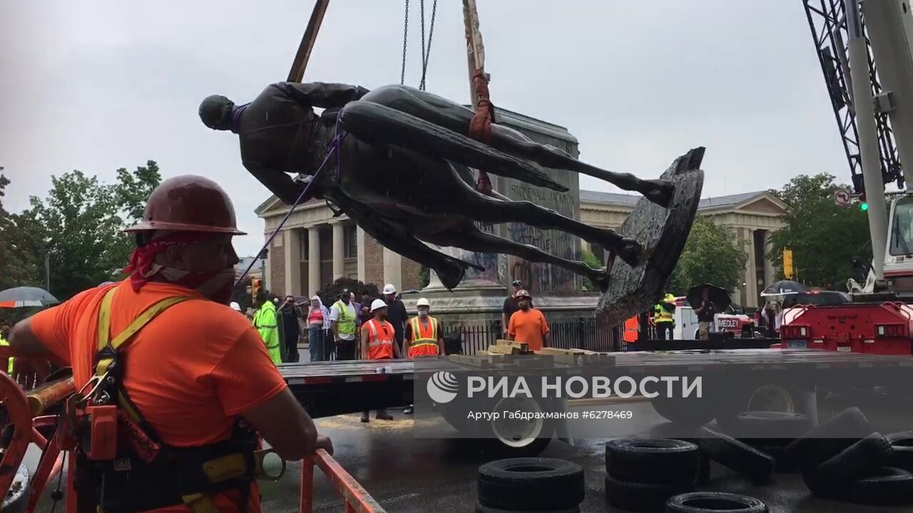 В США демонтировали памятник генералу конфедератов Т. Джексону