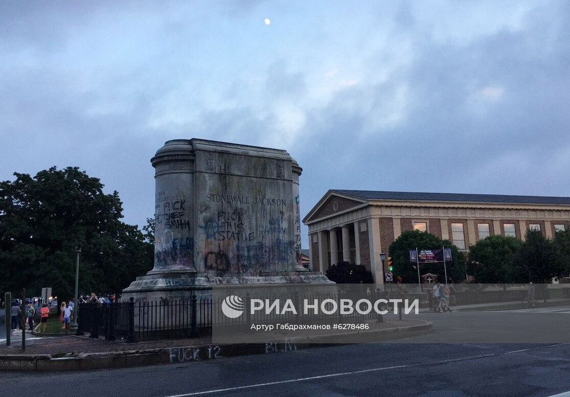 В США демонтировали памятник генералу конфедератов Т. Джексону