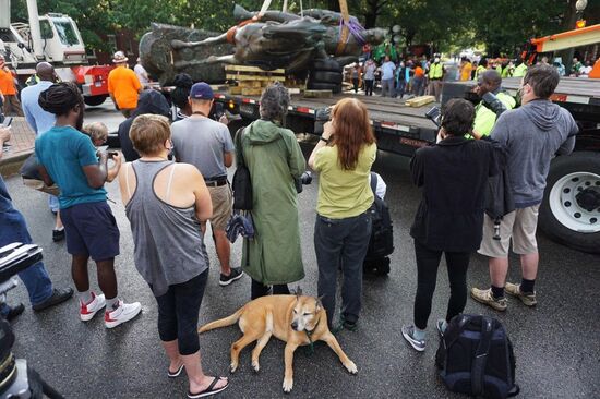 В США демонтировали памятник генералу конфедератов Т. Джексону