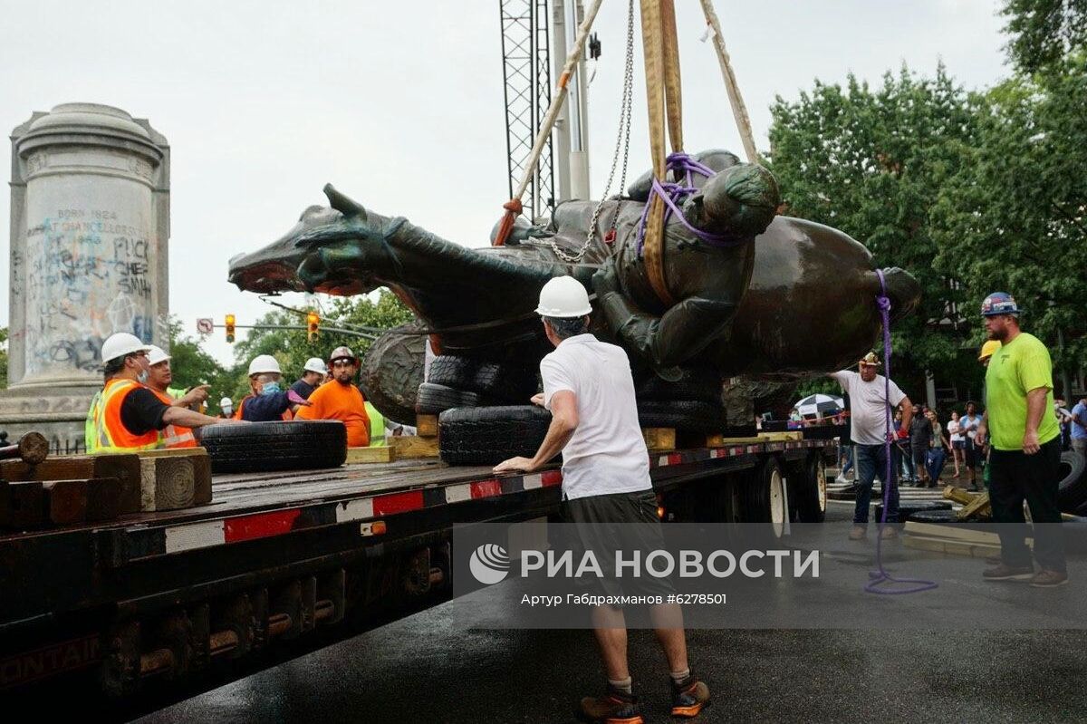 В США демонтировали памятник генералу конфедератов Т. Джексону