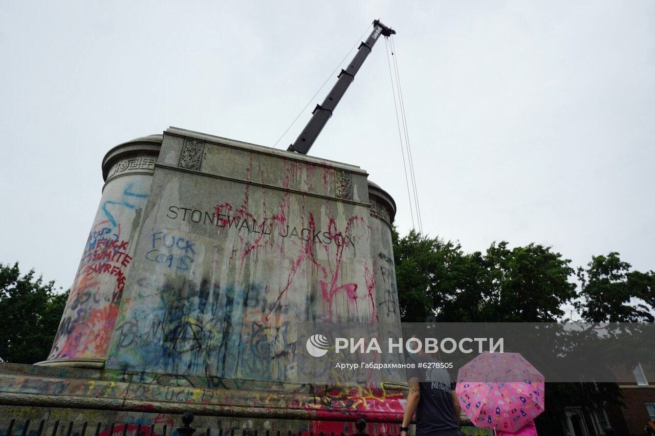 В США демонтировали памятник генералу конфедератов Т. Джексону
