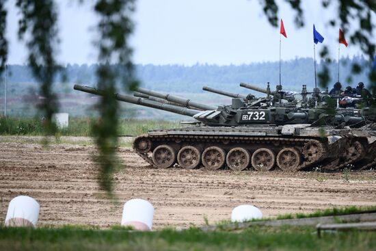 Завершающий этап конкурса "Танковый биатлон" в Подмосковье