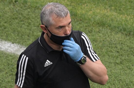 Футбол. РПЛ. Матч "Динамо" - "Арсенал"