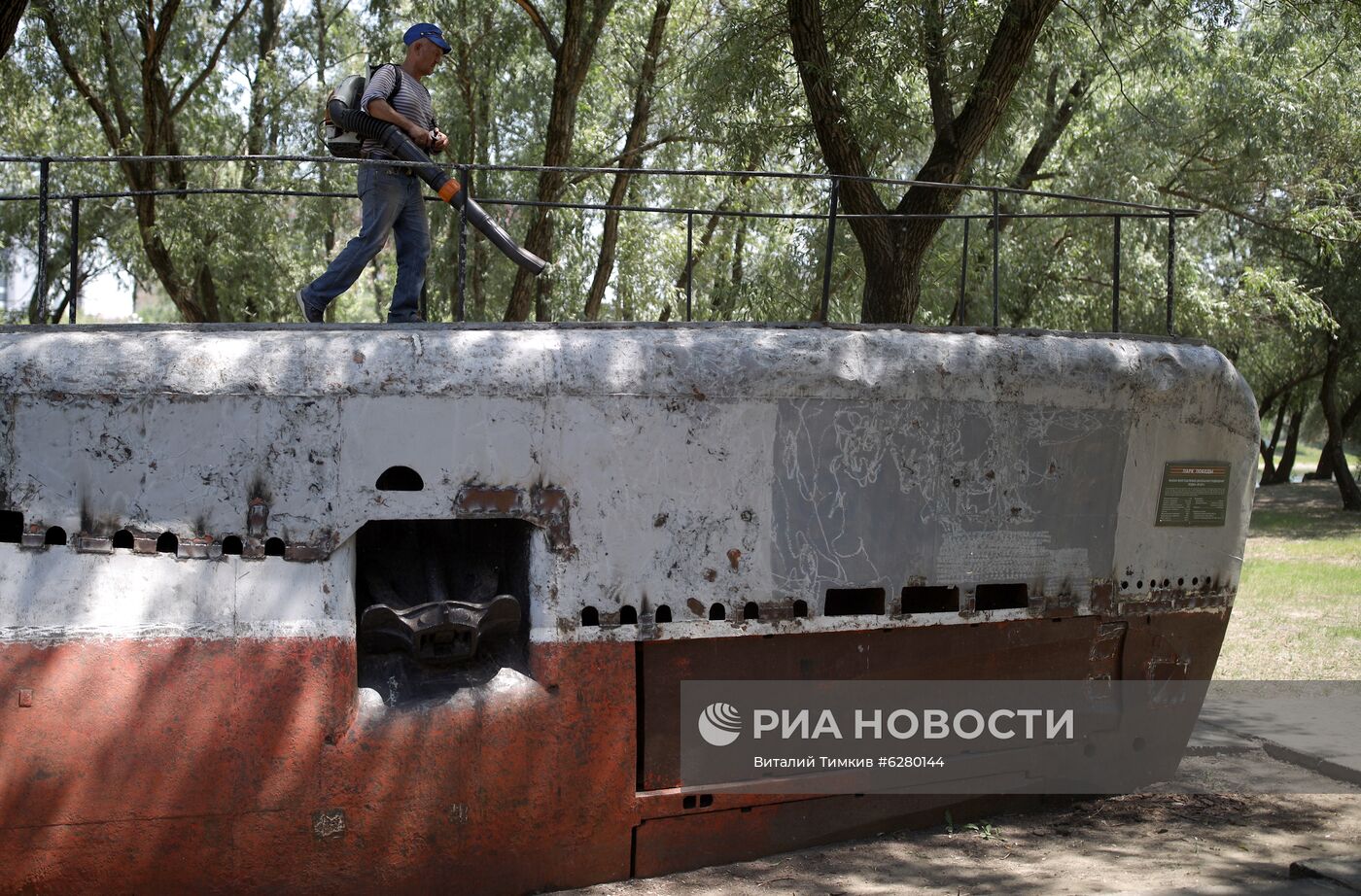 Жители Краснодара своими силами восстанавливают историческую подводную лодку