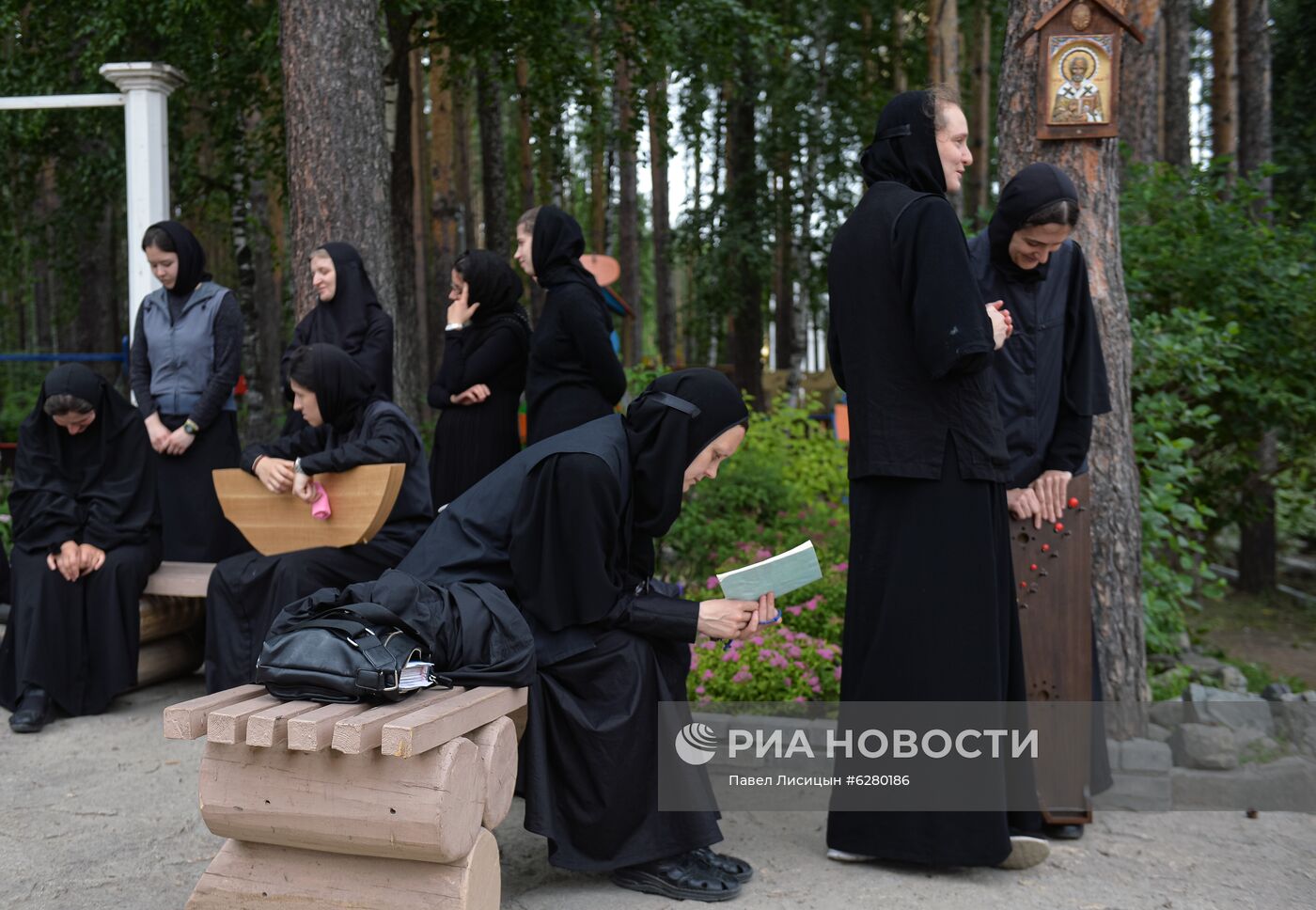 Среднеуральский женский монастырь открылся для посещения прихожанами и паломниками