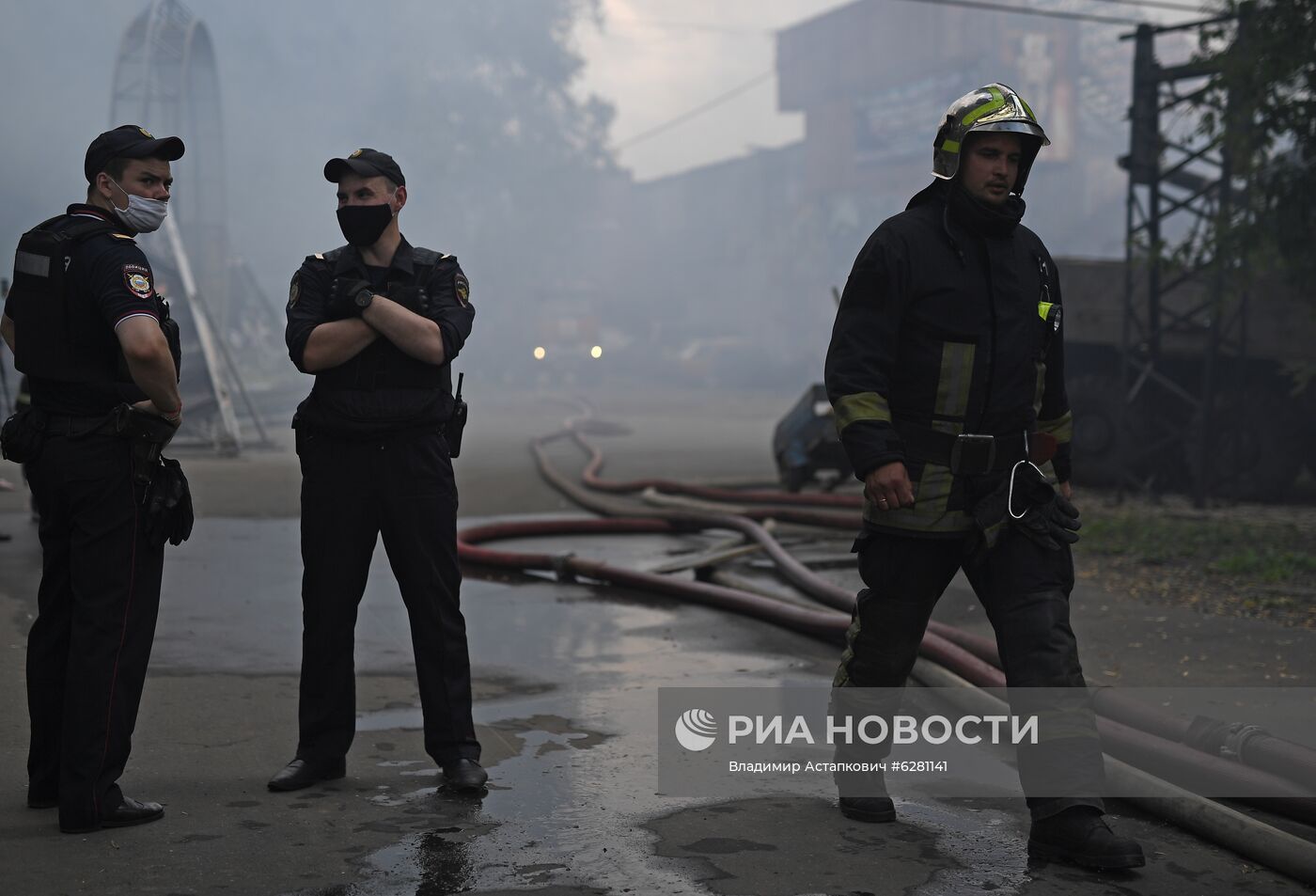 Пожар на западе Москвы