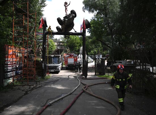 Пожар на западе Москвы