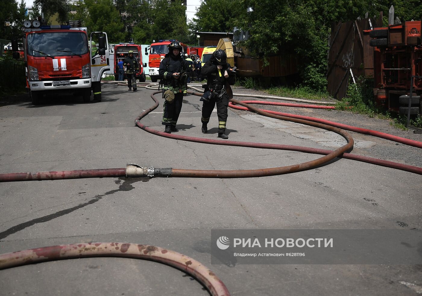 Пожар на западе Москвы