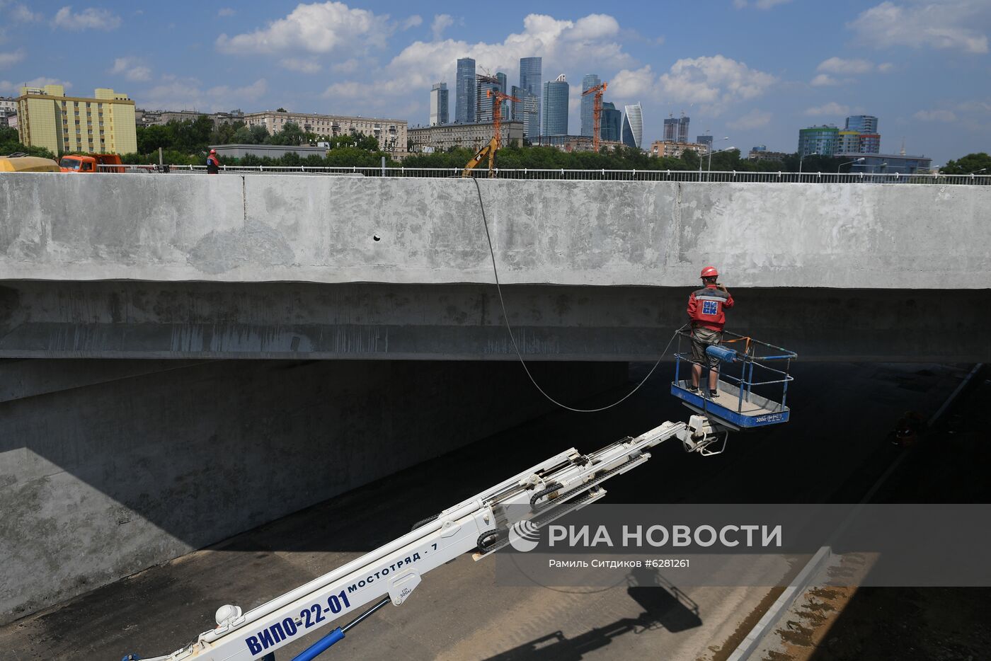 Строительство южного дублера Кутузовского проспекта