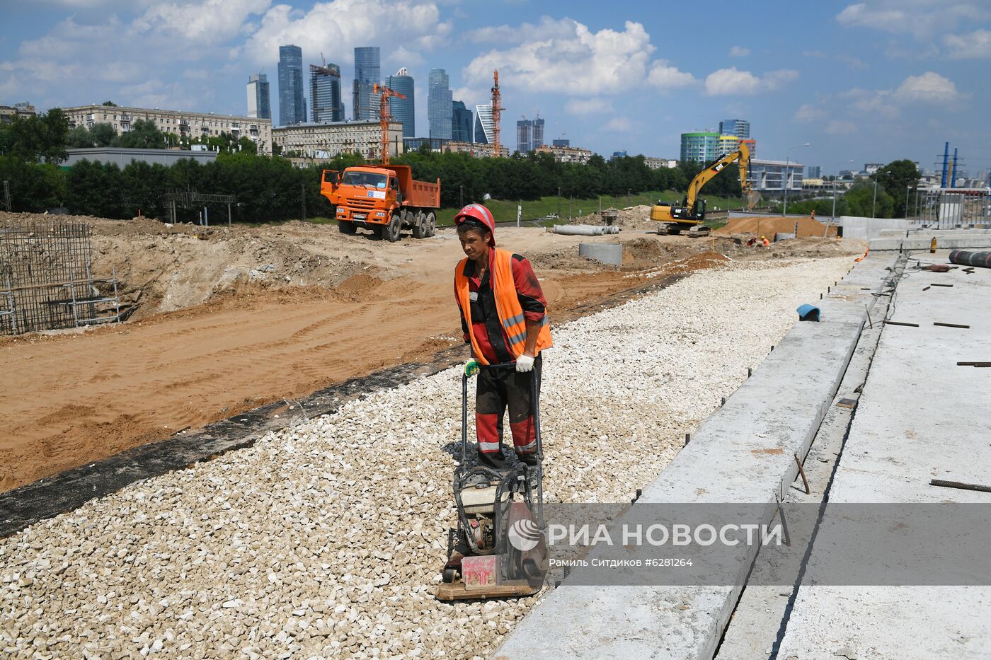 Строительство южного дублера Кутузовского проспекта 