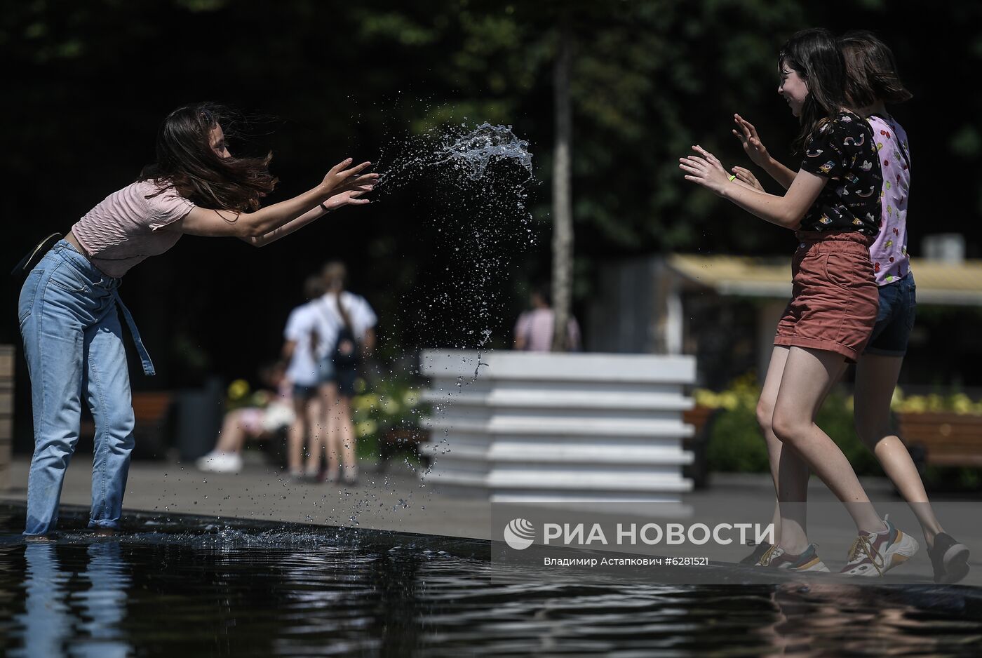 Жаркая погода в Москве