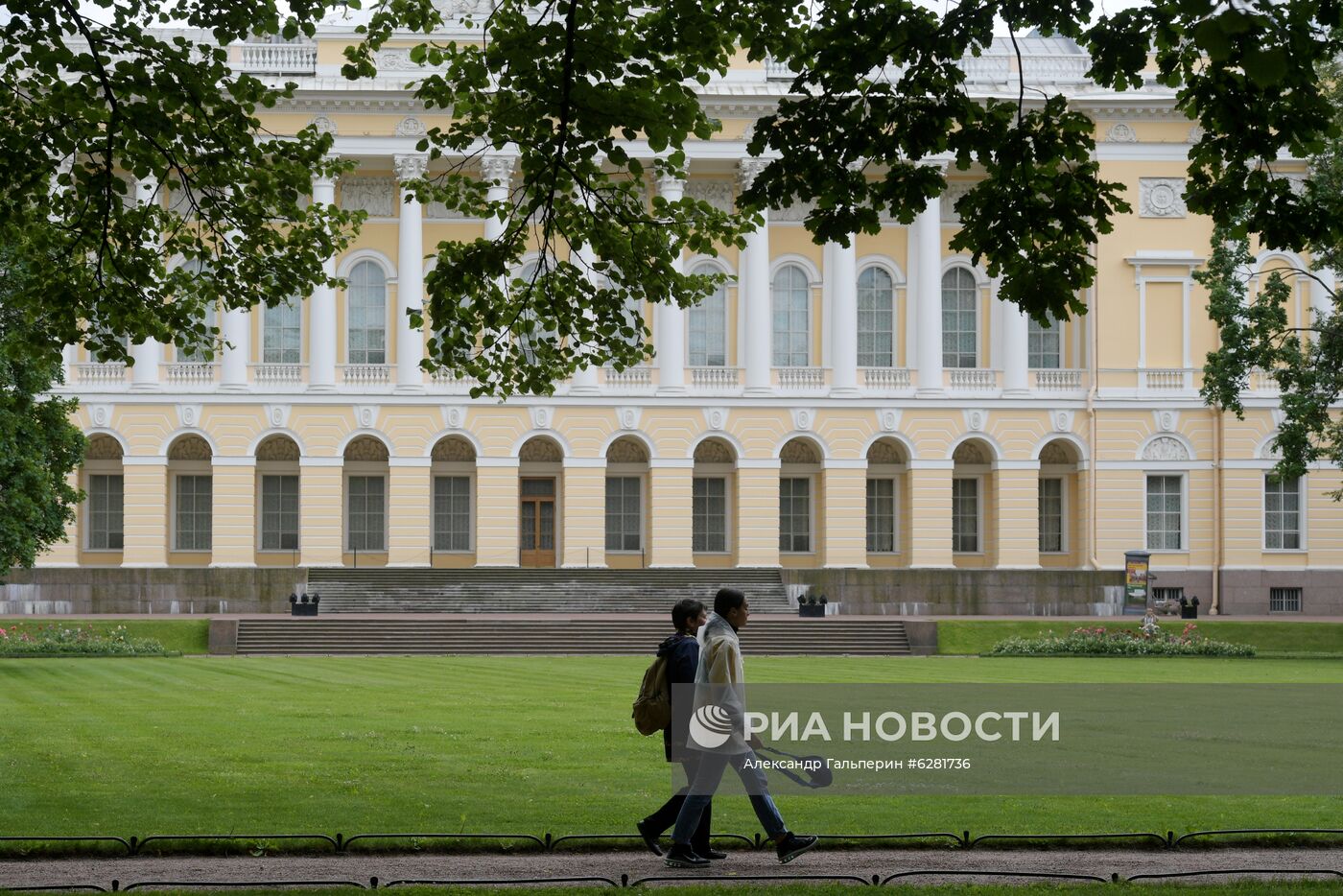 Открытие Михайловского сада