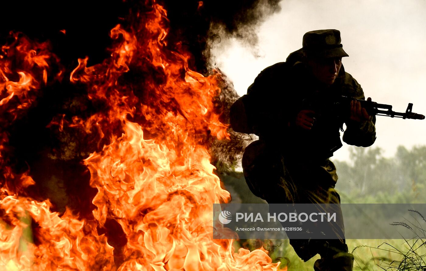 Учения Таманской дивизии ЗВО в Подмосковье 