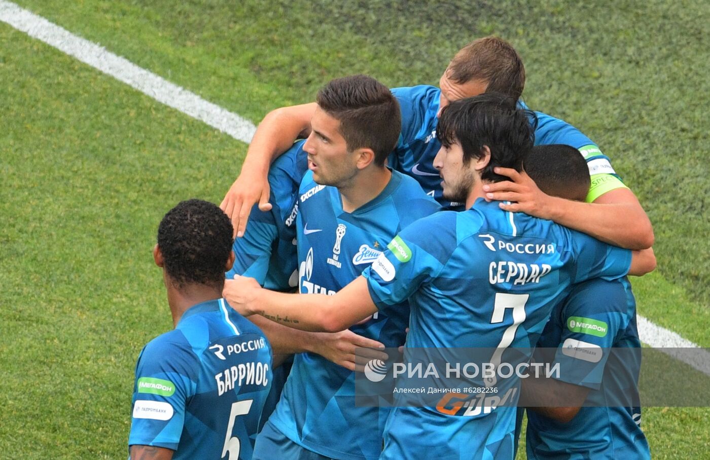 Футбол. РПЛ. Матч "Зенит" - "Сочи"