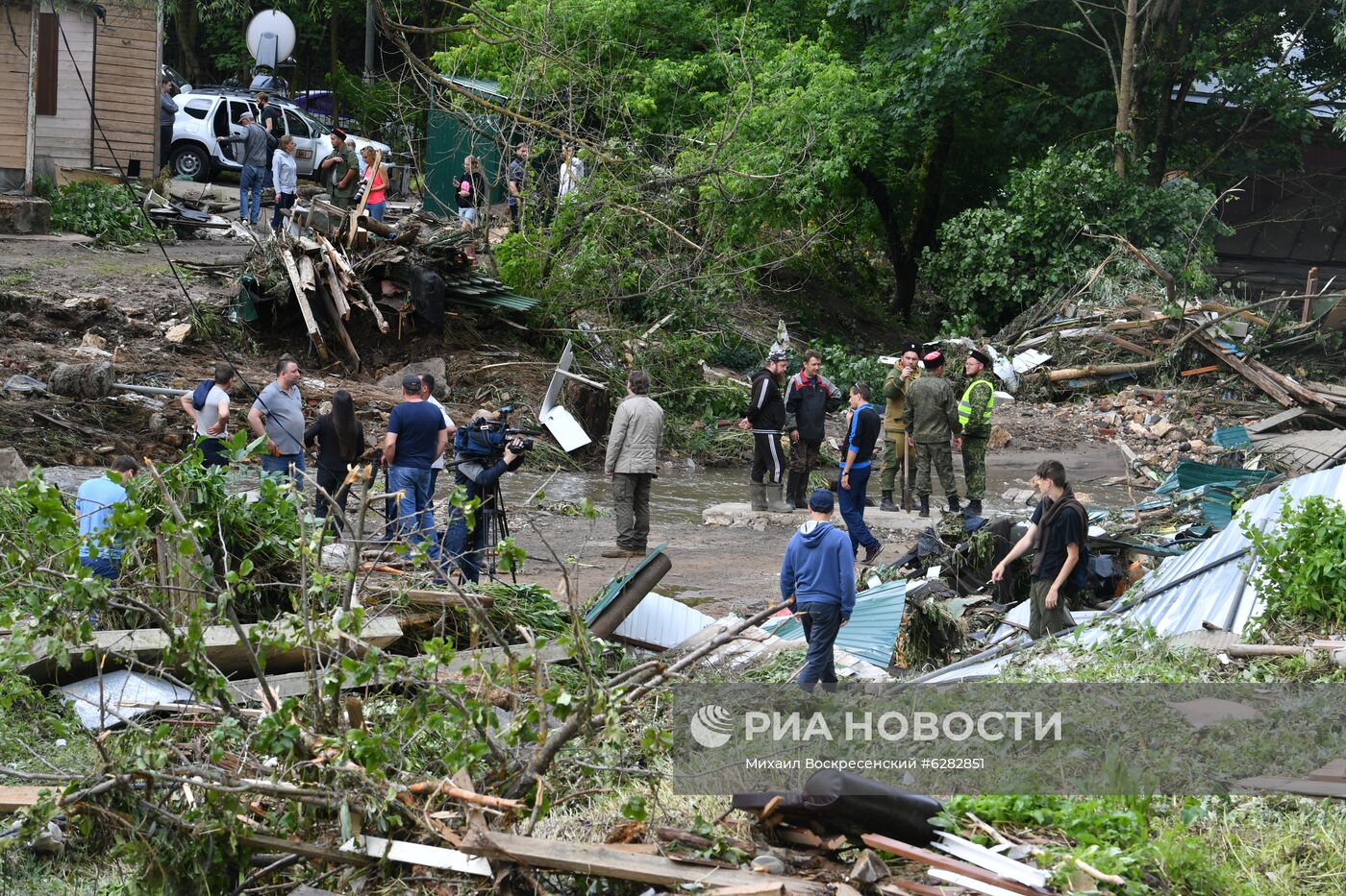 Последствия прорыва дамбы в Подмосковье