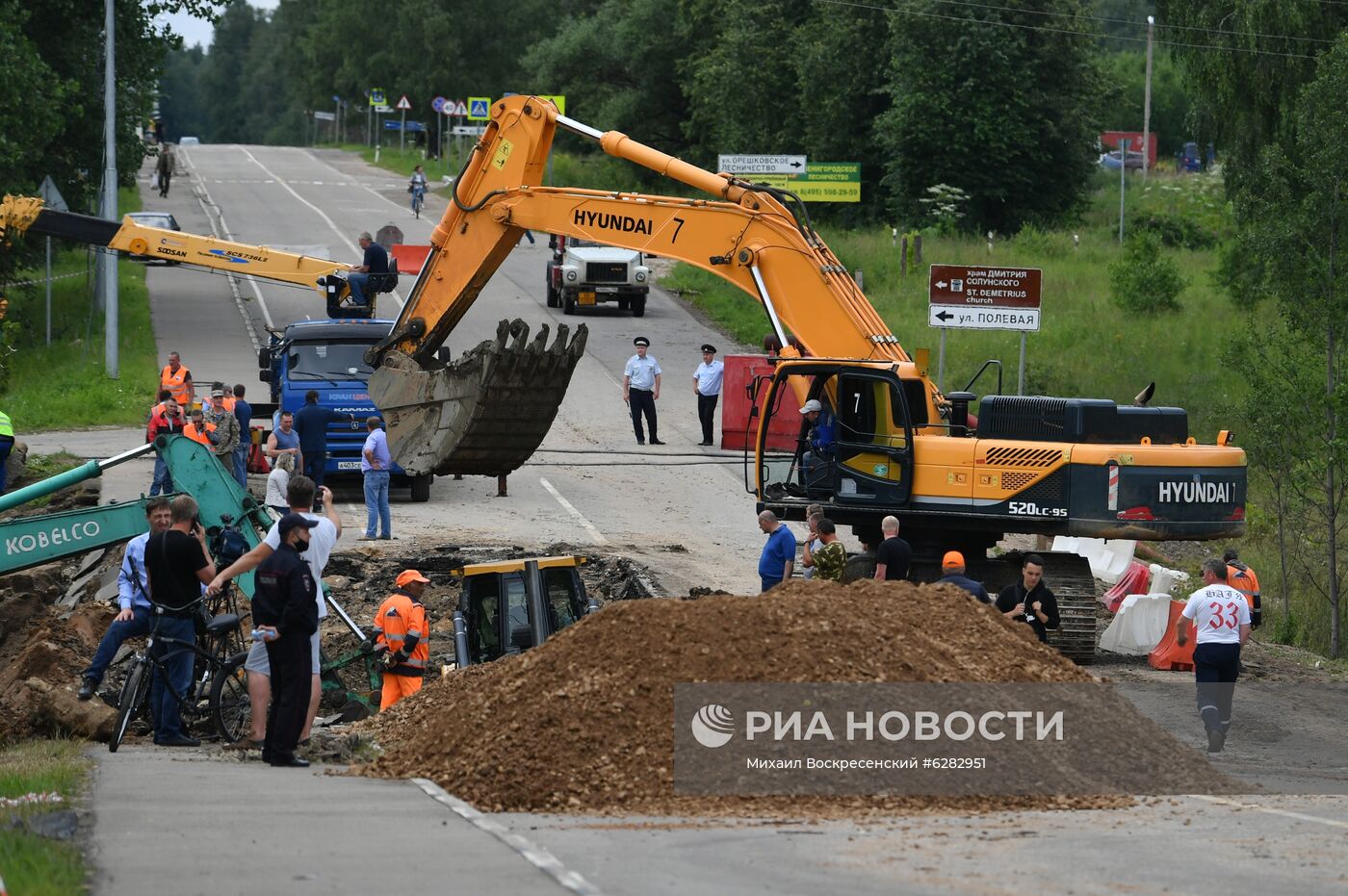 Последствия прорыва дамбы в Подмосковье