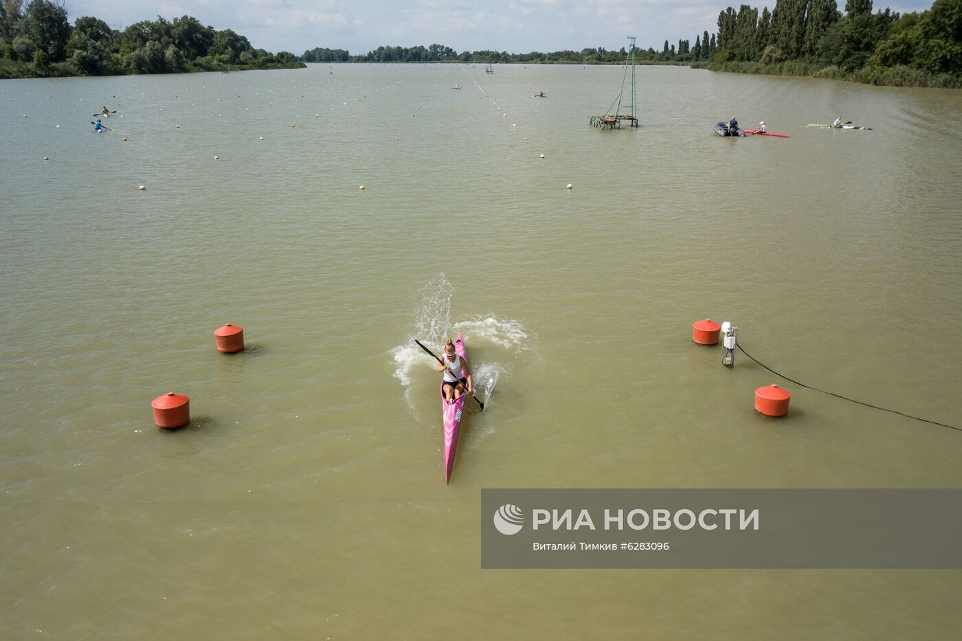 Тренировка сборной России по гребле на байдарках и каноэ