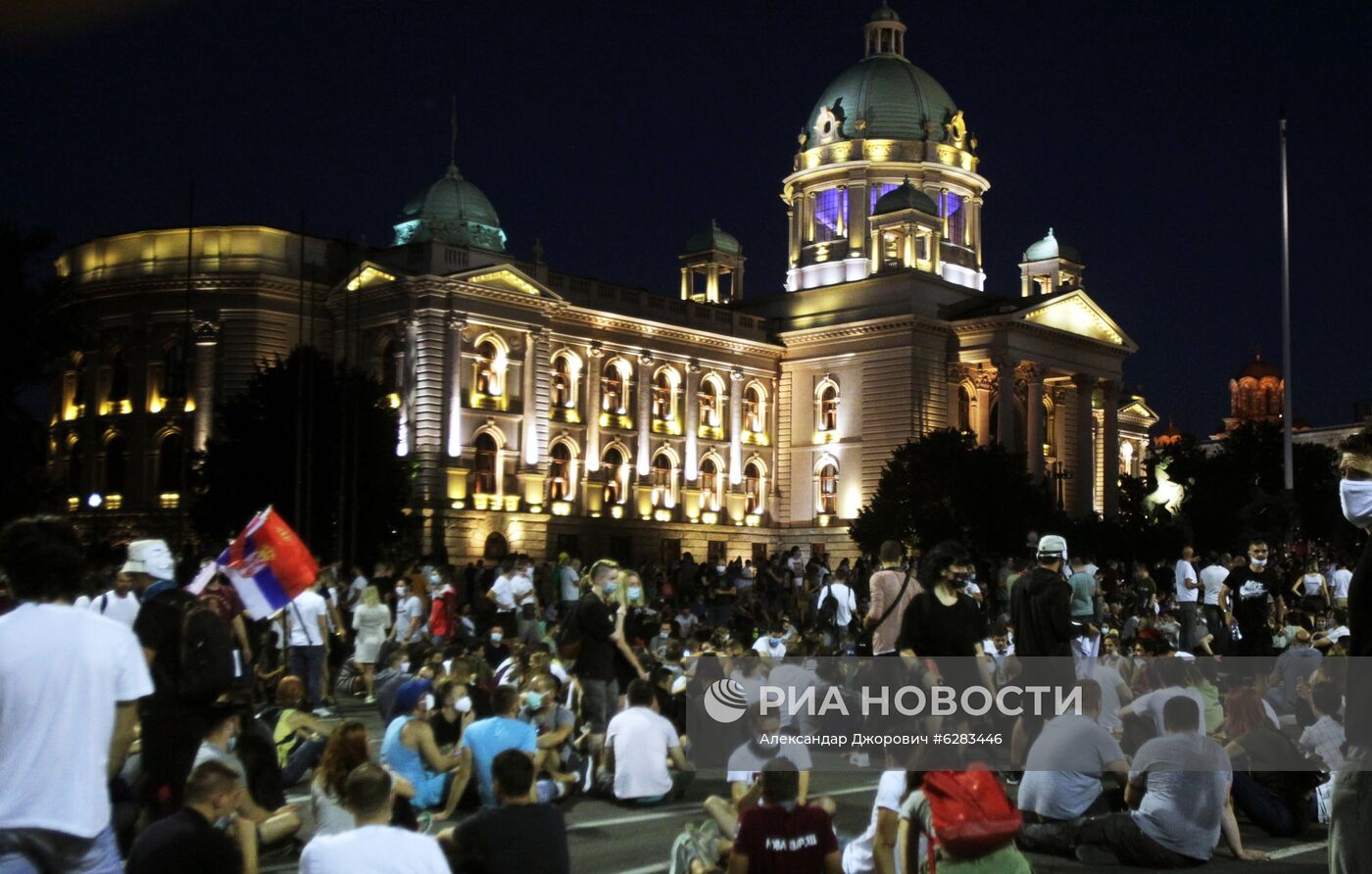 Протесты в Белграде