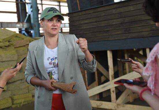 Возобновление съемок фильма "Белый снег"