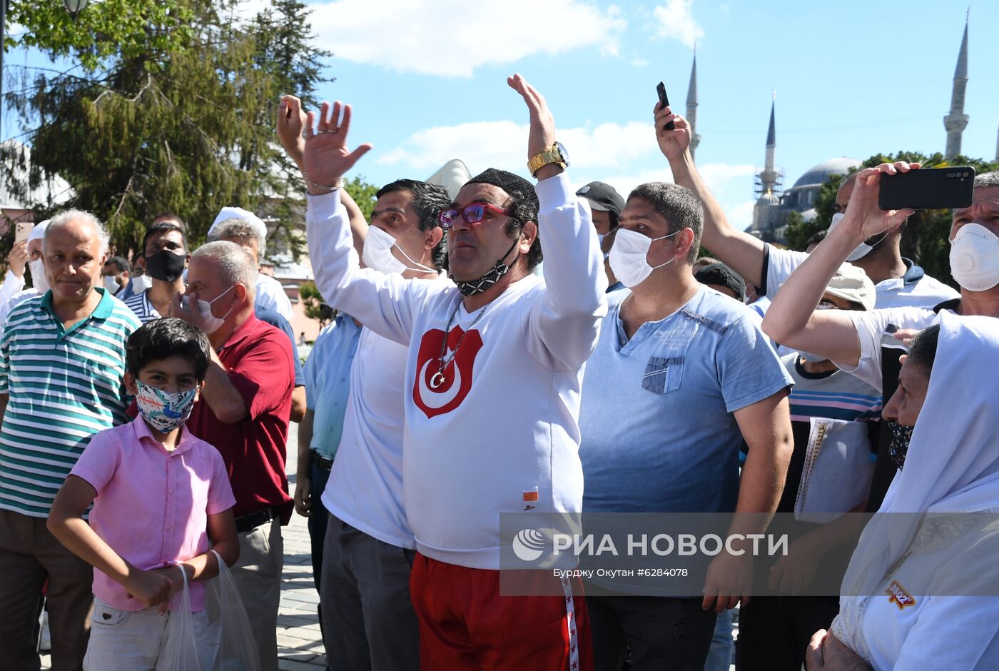 Собор Святой Софии в Стамбуле снова стал мечетью