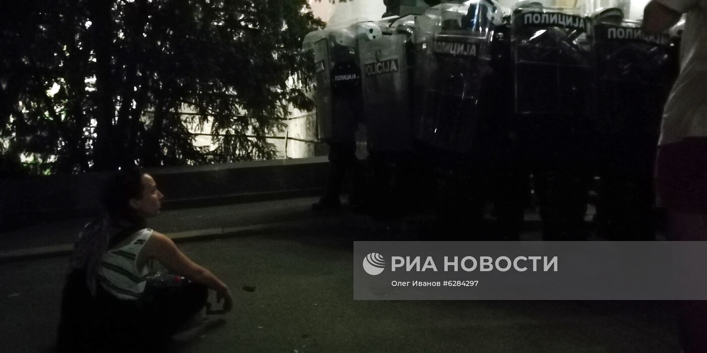 Протесты в Белграде