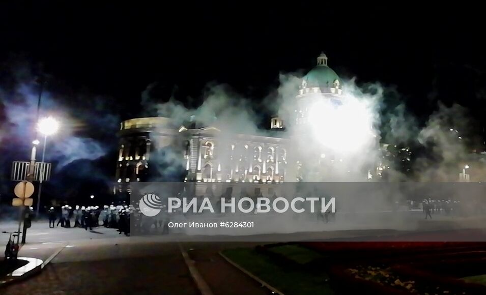 Протесты в Белграде