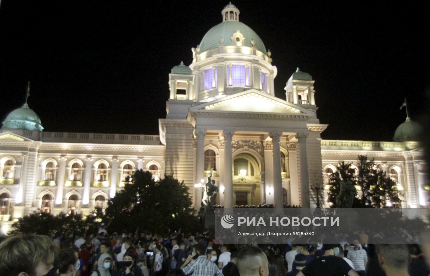 Протесты в Белграде