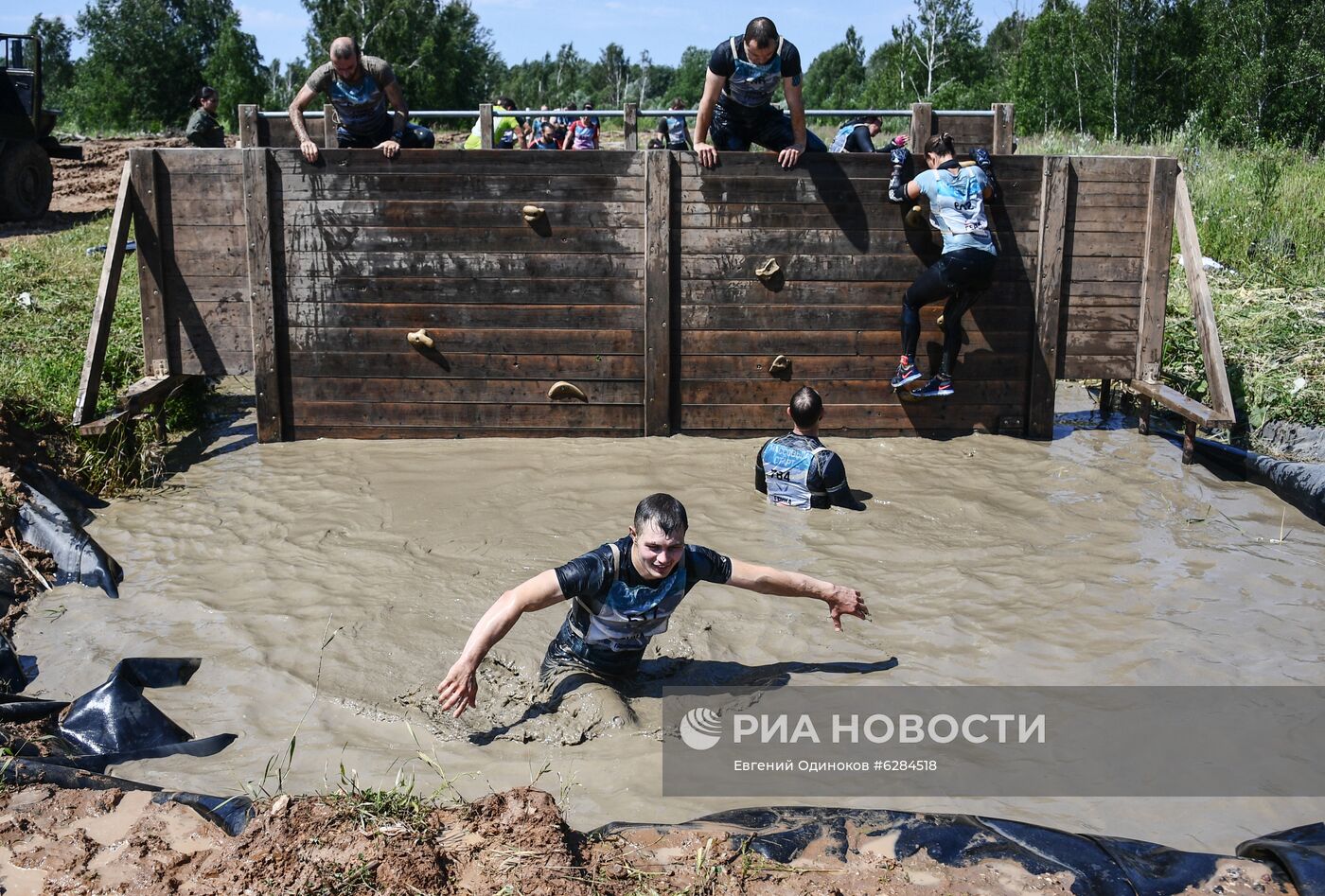 Военно-спортивная игра "Гонка героев" в Подмосковье 