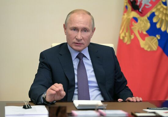 Президент РФ В. Путин провел заседание Совета по стратегическому развитию и нацпроектам