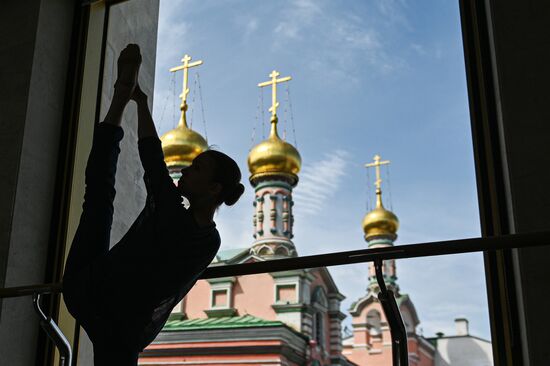 Репетиция в театре "Кремлевский балет"