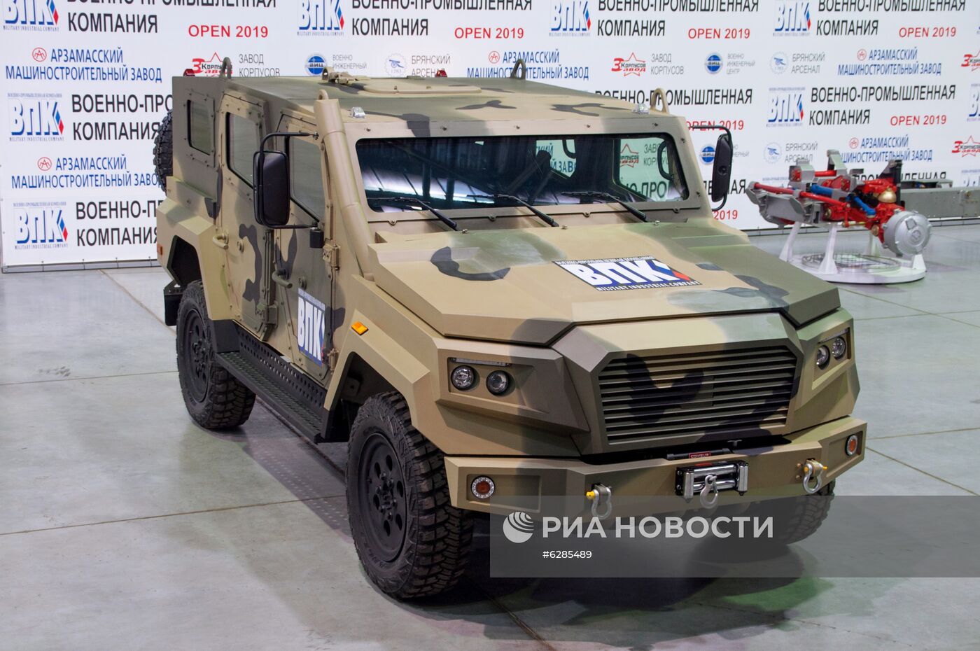 В России создали легкий бронеавтомобиль "Стрела"