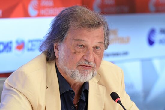 Творческая встреча с народным артистом России, композитором А. Рыбниковым в преддверии 75-летнего юбилея