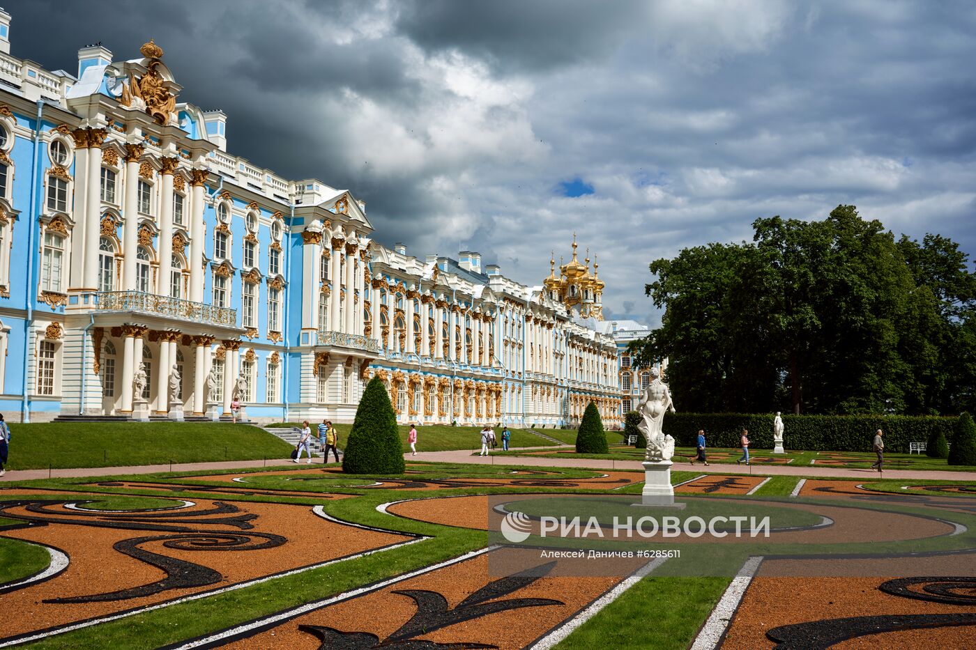 Музей-заповедник "Царское Село" под Петербургом открыл свои парки для посетителей