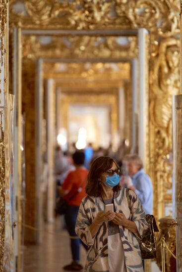 Музей-заповедник "Царское Село" под Петербургом открыл свои парки для посетителей
