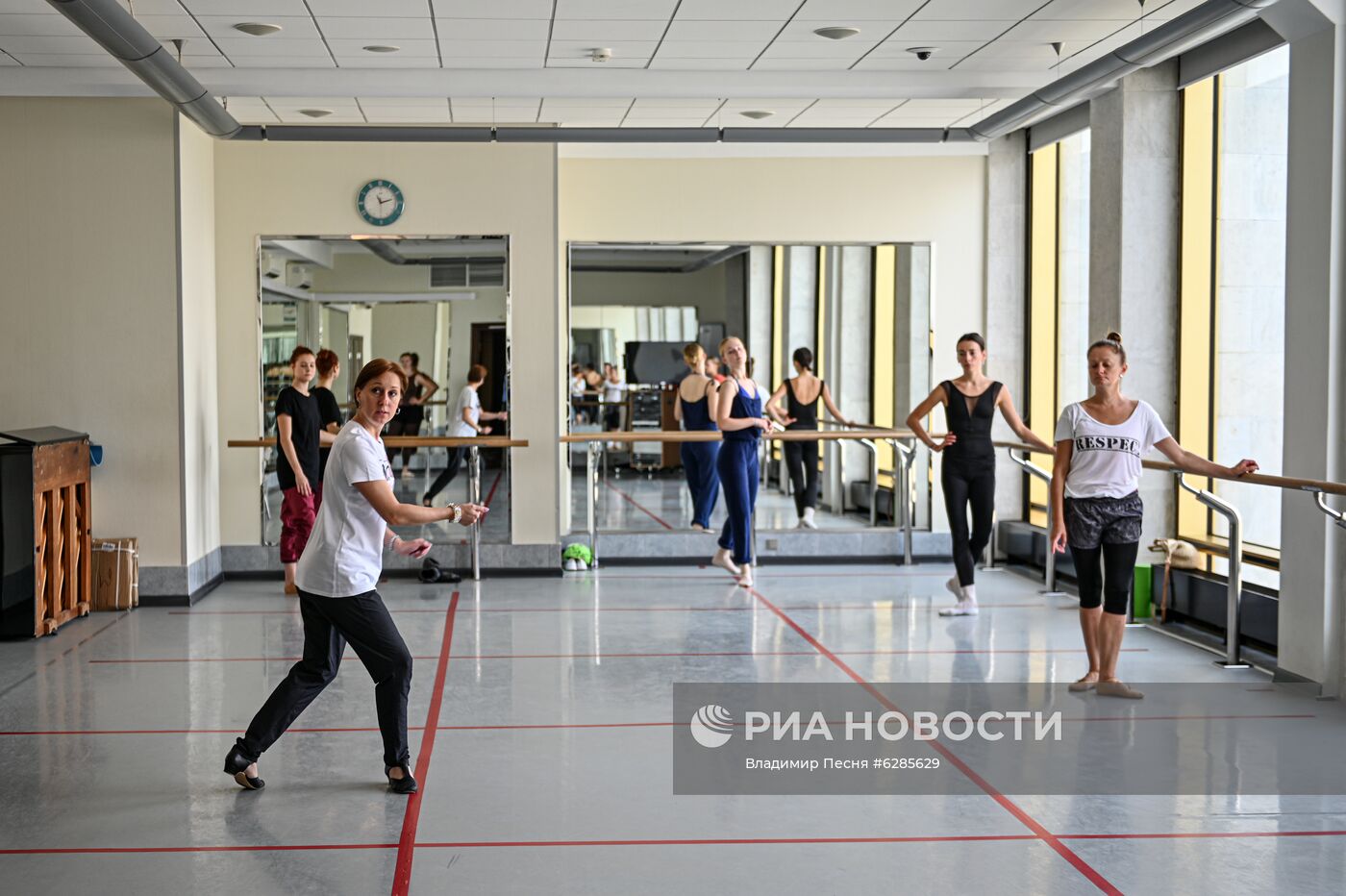 Репетиция в театре "Кремлевский балет"