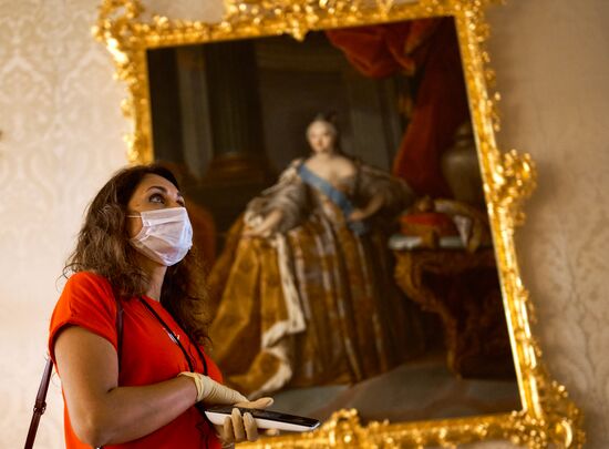 Музей-заповедник "Царское Село" под Петербургом открыл свои парки для посетителей