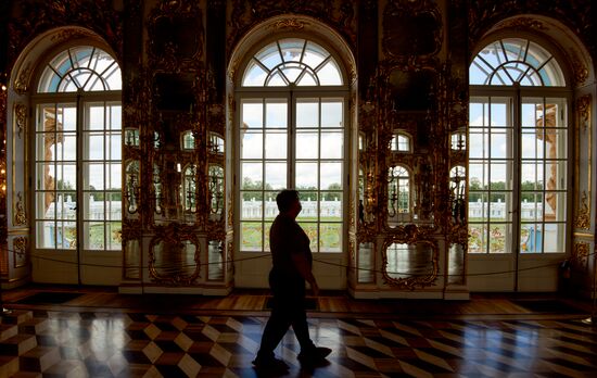 Музей-заповедник "Царское Село" под Петербургом открыл свои парки для посетителей