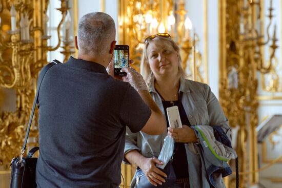 Музей-заповедник "Царское Село" под Петербургом открыл свои парки для посетителей