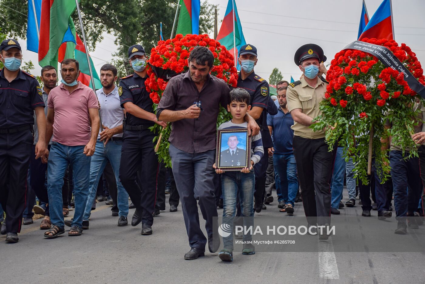 Похороны военнослужащих Азербайджана, погибших на границе с Арменией